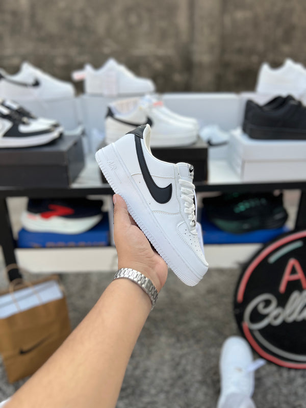 Air Force Men’s Classic Sneakers