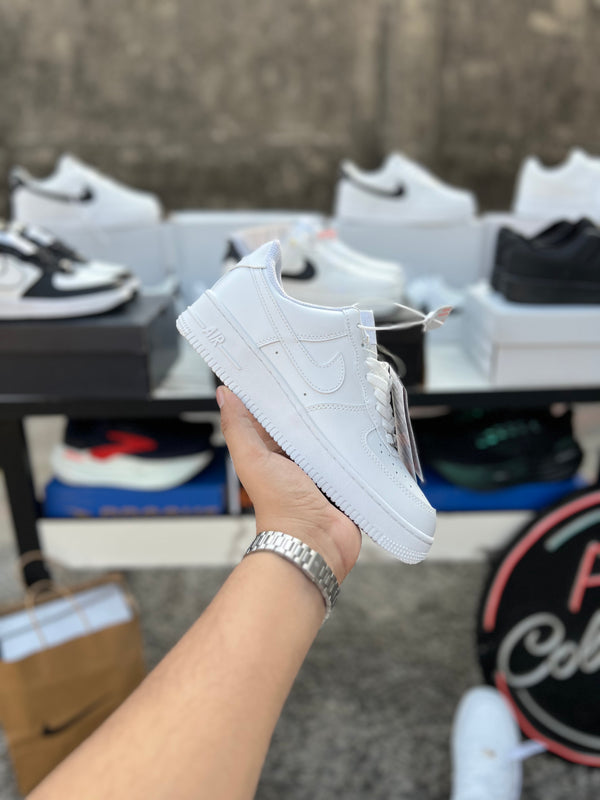 Air Force Special Addition Men’s Classic Sneakers