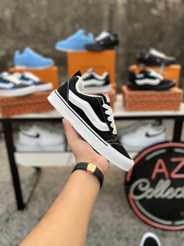 Vans Men’s Classic Sneakers